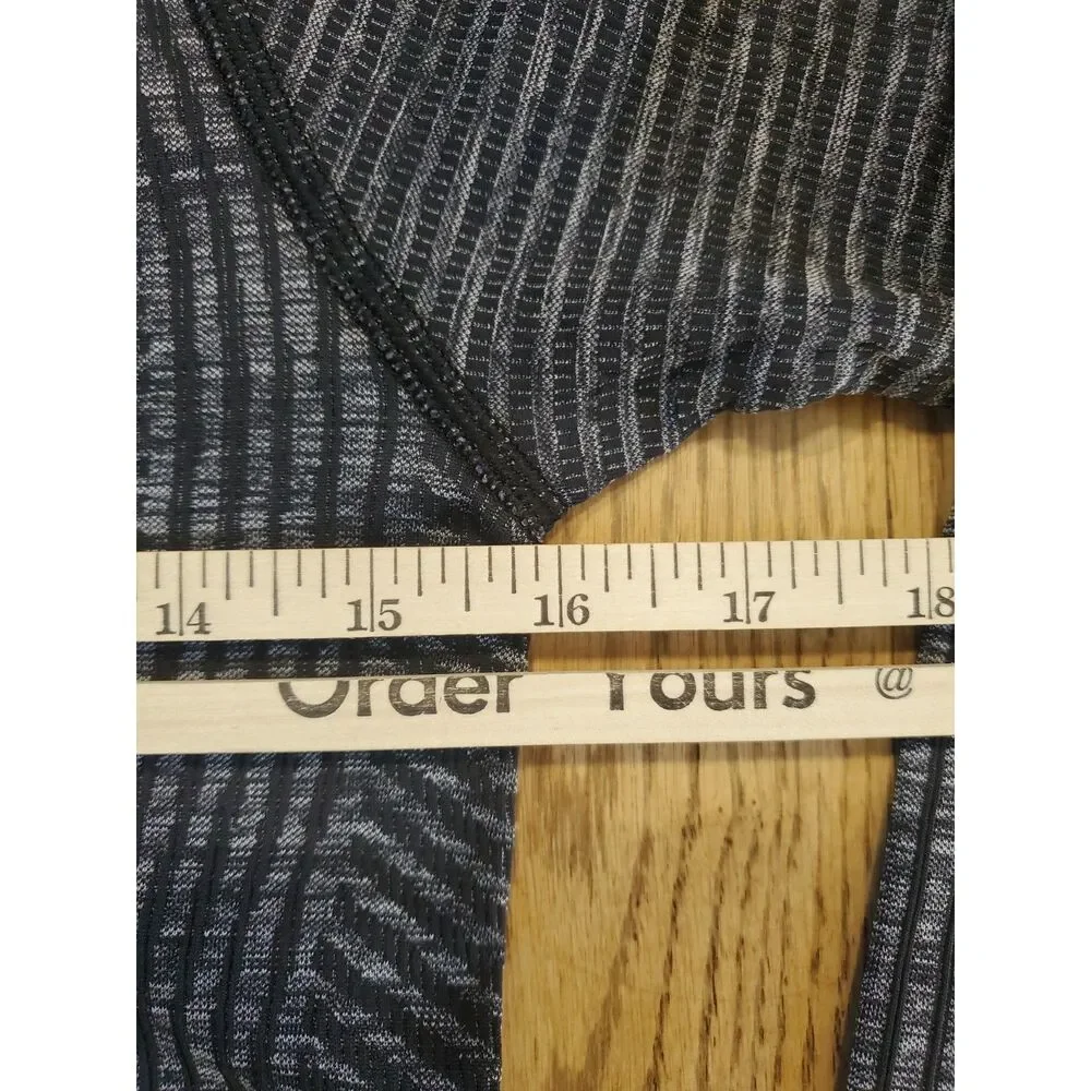 Lululemon Womens 4 Rest Less Pullover Top Heathered Gray VGUC Athleisure